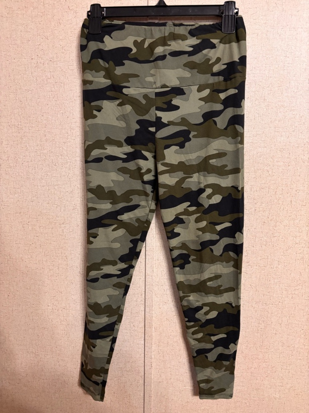 Women’s Camo Print Active Leggings - Olive Green
